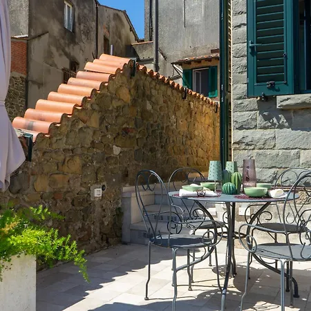 Дом отдыха Montecatini Alto Art View